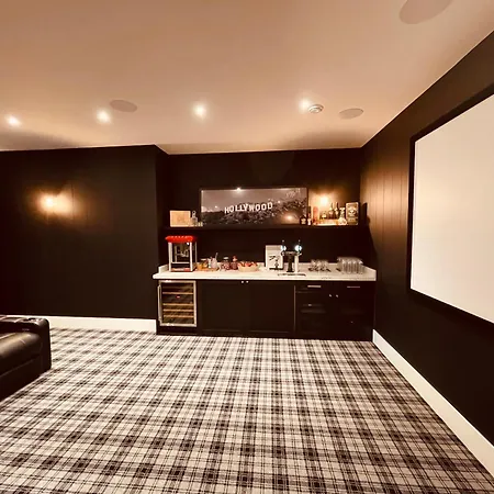 ヴィラ Luxury In Kerry *